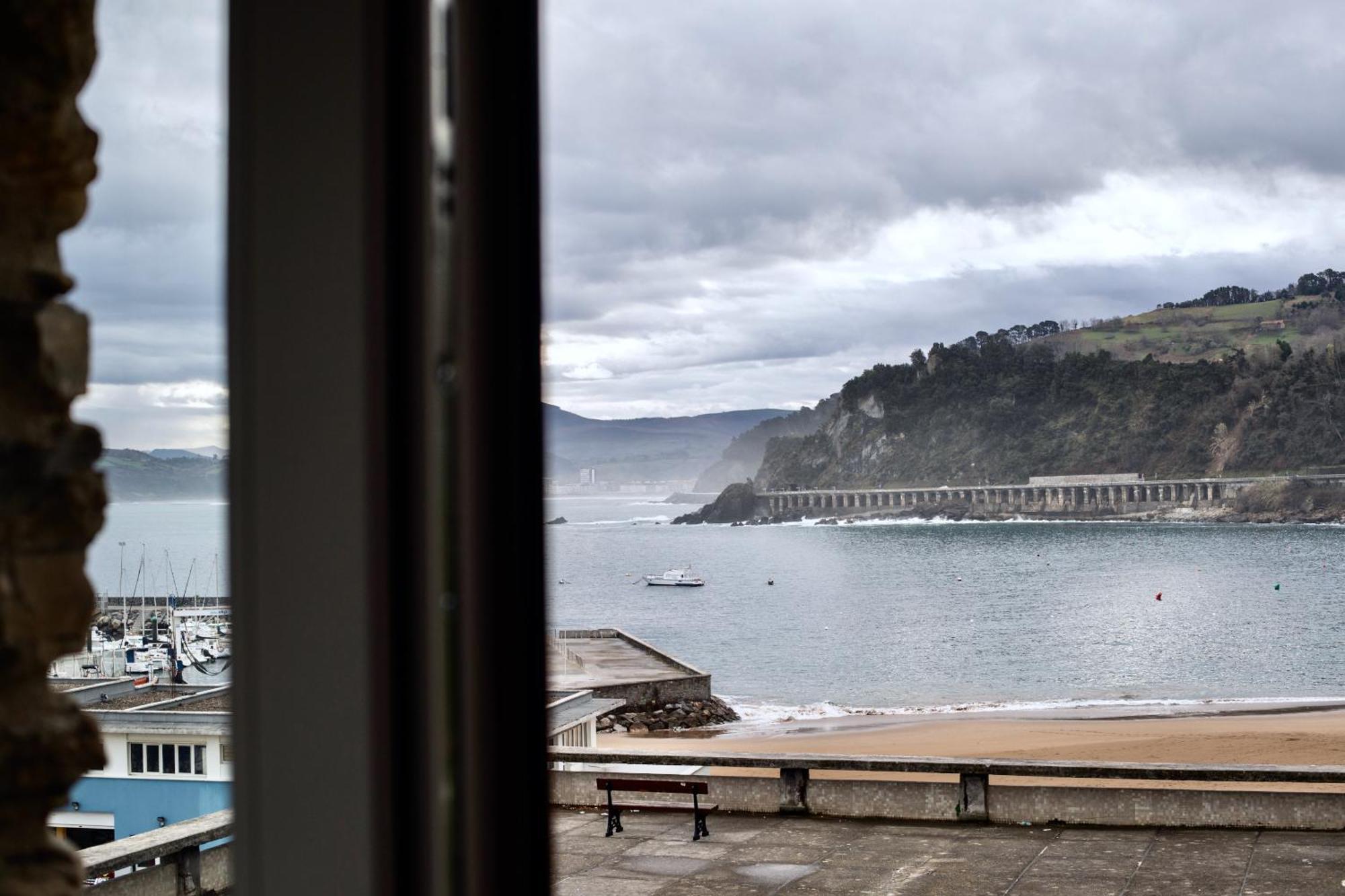 Katrapona Hotell Getaria Exteriör bild